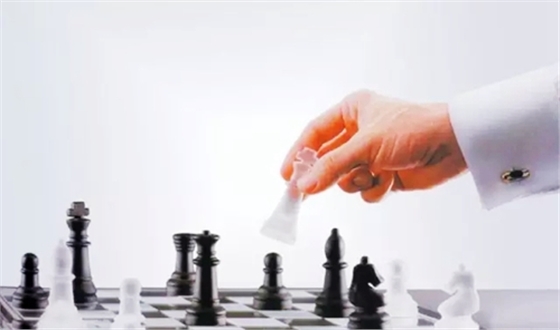 管理是就要淘汰人渣， 激活人員， 培養(yǎng)人手， 重用人才！！