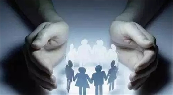 管理是就要淘汰人渣， 激活人員， 培養(yǎng)人手， 重用人才！！