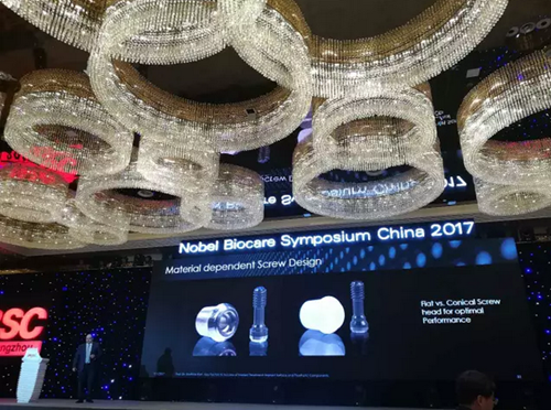 病例分享｜復合樹脂微創美學修復關閉上前牙間隙