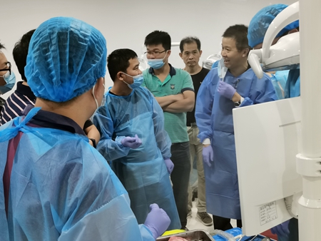 張東星老師南寧站微創拔牙實操課 宇森電動馬達助力